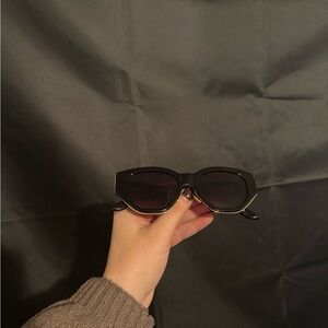 DEZI Black Sunglasses